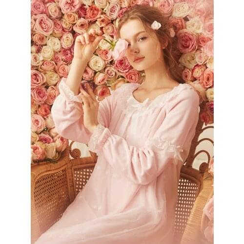 Free Shipping 2019 New Winter Womens Long Pyjamas Nice Lace Sleepwear Soft Polyester Pink Nightgown Vintage loose Nightshirt