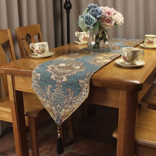 CURCYA Customize Elegant European Royal Chenille Jacquard Luxury Table Runners for Formal Classic Vintage Home Table Decoration