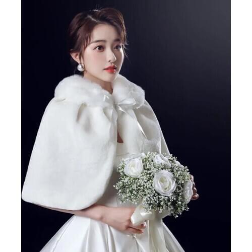 Faux Fur Coat Winter Warm Shrugs For Woman Party Dress Cape Stoles Wedding Bolero Femme Bridal Fur Shawl Bridesmaids Cape