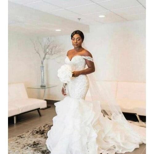 Organza Skirt Mermaid Wedding Dresses Off the Shoulder Lace Bodice Tiered Bridal Gown 2021 Gorgeous robes de mariée