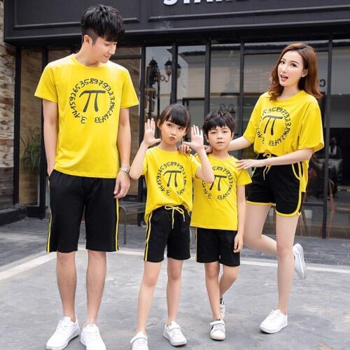 Family matching clothes father mother daughter son mommy and me korean beach dress tshirts pants couple family look outfits 67