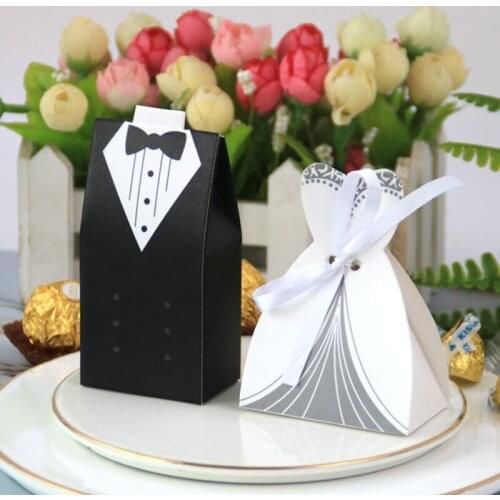 50pcs/lot Wedding Candy Box Laser Cut Bride Groom Tuxedo Dress Gown Gift Boxes Paper Packaging Baby Shower Chocolate Box Favor