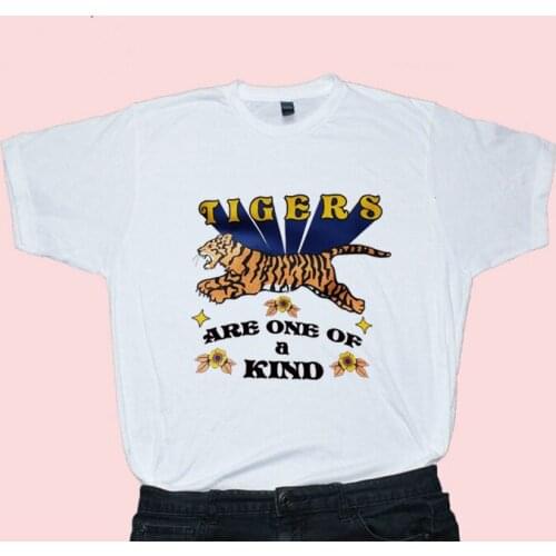 Kawaii Tiger Funny Women Tshirt Vintage Design Animal Protect Tee Summer Pink Cotton Top Overszie Harajuku Graphic Tshirt Female