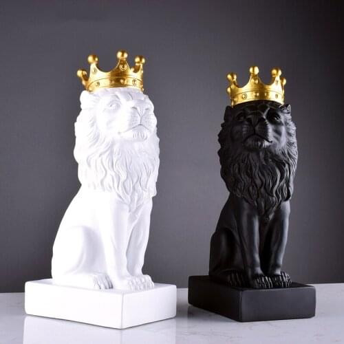 European Resin Crown Lion Statues Ornaments Home Furnishing Room Accessories Decoration Office Desktop Desk Figurines Crafts Art