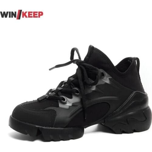 Autumn Winter Outdoor Running Shoes Women Pu Leather Patchwork Fabric Breathable Sports Shoes Lace Up Platform Training Sneakers