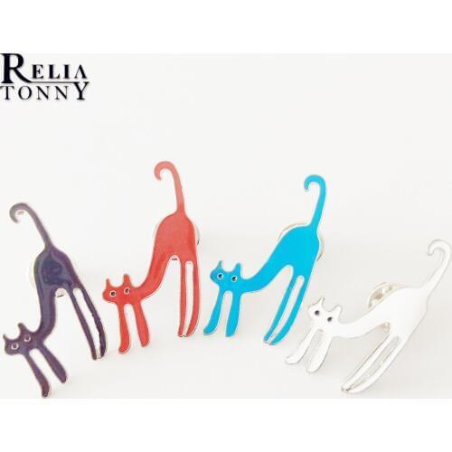 4 Color Cat Badges Cute Brooches Pins Black White Red Blue Clothes Enamel Lapel Pin Bag Hat Button Women Man Jewelry Accessories