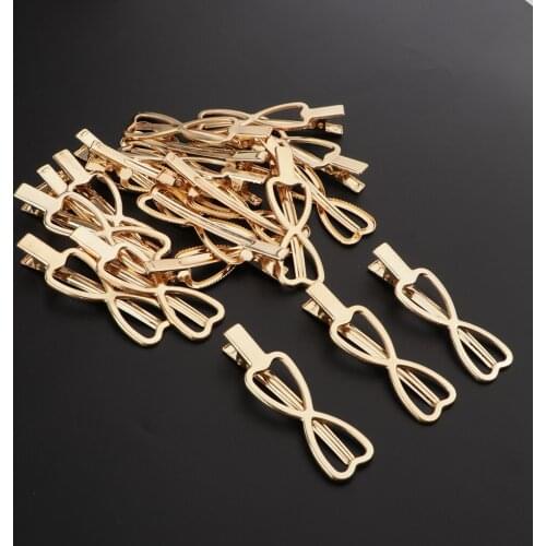 20pcs Hollow Hair Clip Heart Shape / Flower / Square / Vintage Metal Bow
