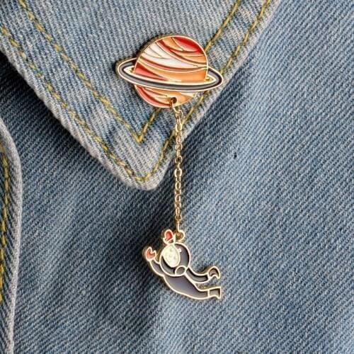 Fashion Astronaut Earth Moon Rabbit Saturn Mars Planet Brooches Women Men Girl Drip Pins Collar Badge Animal Jewelry Wholesale