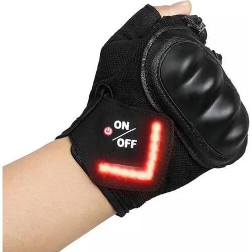 RUNNING PANTHER Goods For Tourism