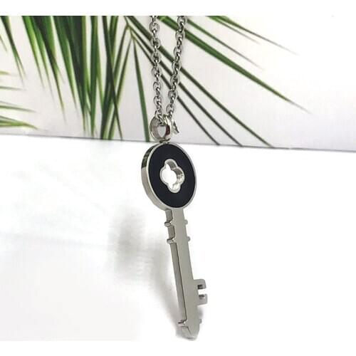 Women Silver Color Necklace Simple Jewelry Clavicle Chain Stainless Steel Material Long Chain Key Necklace Pendant Accessories
