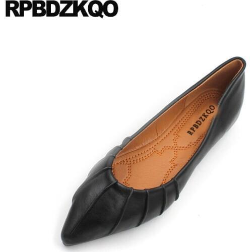 Pointed toe designer flats women 2018 work korean chinese cheap shoes china black ladies soft slip on large size red driving