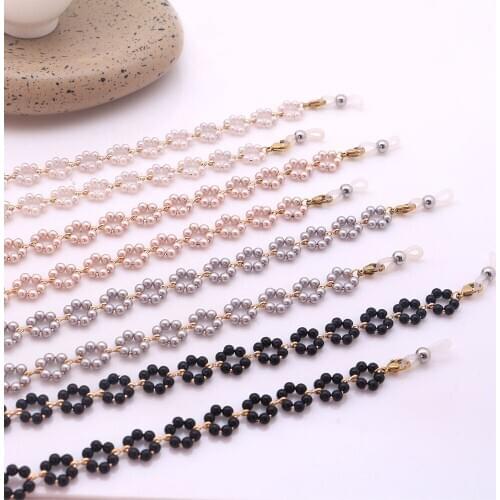 LuReen Women Faux Pearl Beads Flower Glasses Chain Chic Face Mask Lanyards Necklace Sunglassses Cord Strap Jewelry