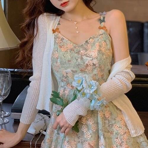 Women Elegant Sweet Lace French Vintage Designer Sexy Dress Summer 2021 Causal Party Dress Green Floral Strap Dress