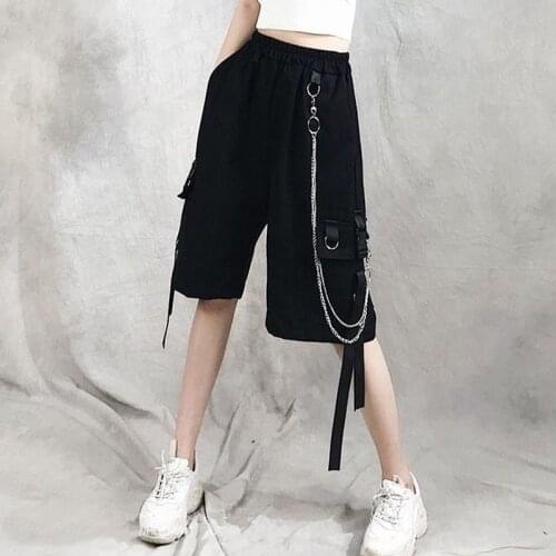 2021 Summer Women Cargo Shorts Female Loose Straight Casual Short Pants Fashion Elastic Waist Handsome Chain Knee Length Shorts