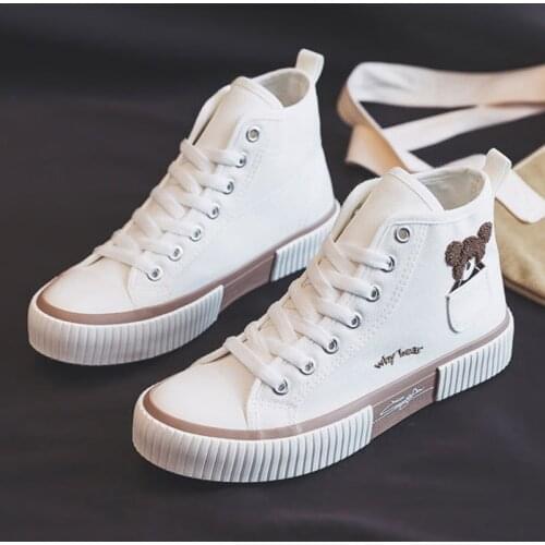 High Top Womens Canvas Shoes Autumn Cartoon Bear Female Flat Shoes Lace-Up Soft Sole Causal Ladies Footwear 2021 Fashion Shoes