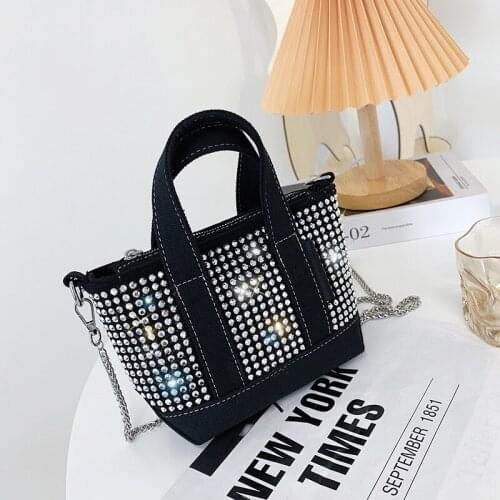 Woman Rhinestone Shoulder Bag Punk Style Female Diamonds Tote Bag Ladies Clutch Purse Handbags Black Luxury Small Crossbody Bags