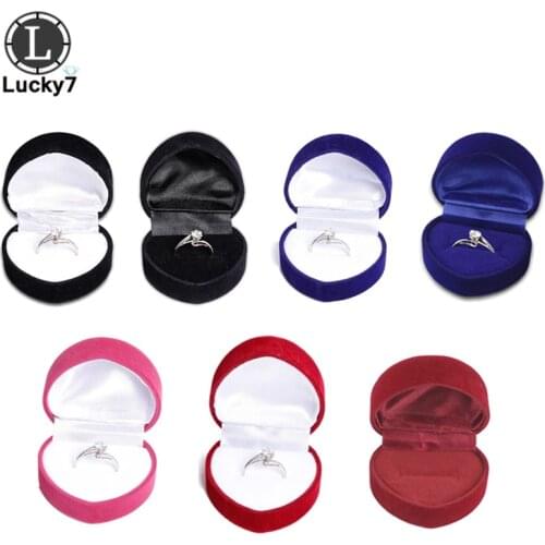 Wholesale Heart Shape Velvet Ring Box Engagement Wedding Jewelry Boxes Gift Case Holder for Lovers