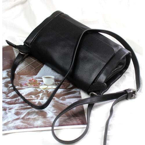 Flug Katze Women's Small Clutches