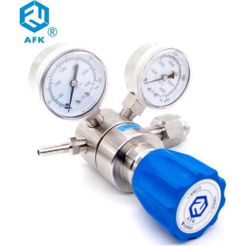 High Pressure 316L Helium Pressure Regulator for Gas Cylinder with Pressure Gauge 6000PSI inlet 300 outlet G5/8 8mm Hose Barb
