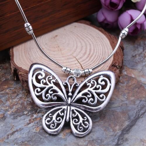 Bohemian Vintage Ethnic Tibetan Silver Color Jewelry Carved Hollow Butterfly Pendants Necklaces Sweater Chain For Women Jewelry