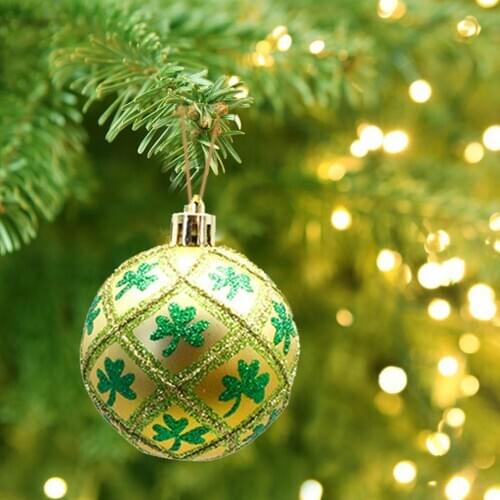 St Patricks Day Decoration Shamrock Clover Fabric Ball Hanging Ornaments Carnival Plastic Pendant Home Festival Decor Party 2021