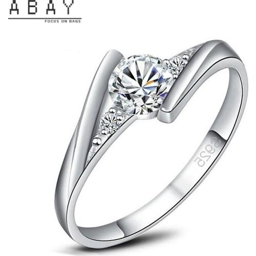 S925 Silver White Plated Crystal Rings Lovers New Hot Sale Zircon Inlay Temperament Elegant Design Advanced Sense Ring Fashion