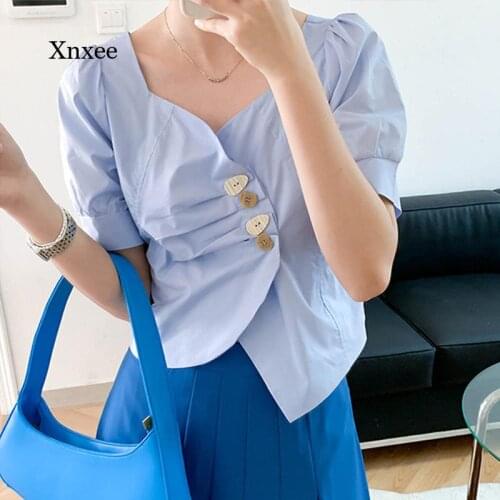 2021 Summer Chic T Shirts Asymmetry Slant Button Womens Short Solid Slim Fitting Short Sleeve V-Neck Bubble Sleeve Green Blouse