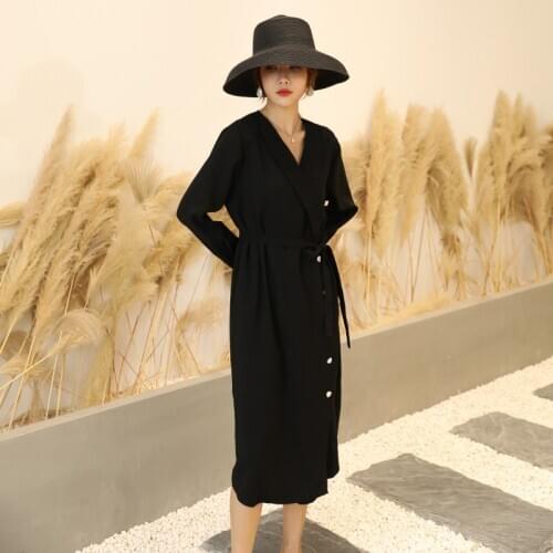 Elegant fashion 2020 autumn women dress with full sleeve and Lapel neck high quality black Straight long Dress to calf