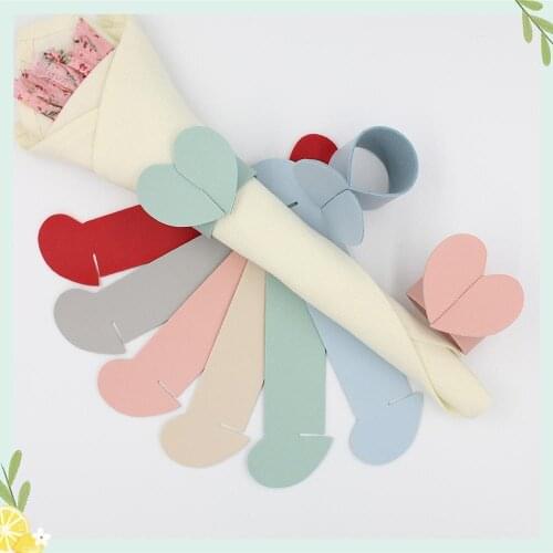 Creative Love Heart PU Napkin Ring Leather Napkin Buckle Paper Napkin Ring Napkin Storage Ring Hotel Restaurant Decoration