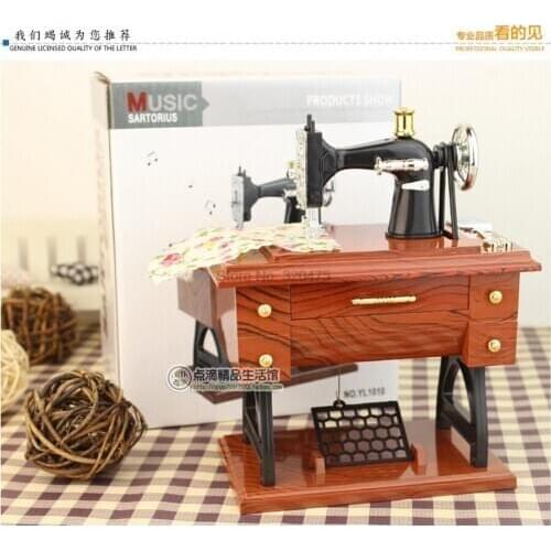 By dhl 20pcs Musical Boxes Treadle Toys Birthday Gift Home Decoration Accessories Vintage Lockwork Sewing Machine Music Box
