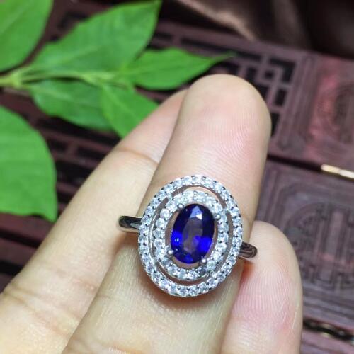 Natural sapphire Ladies Ring real 925 Silver The color is pure and the quality of the blue is good. The shopkeeper recommends