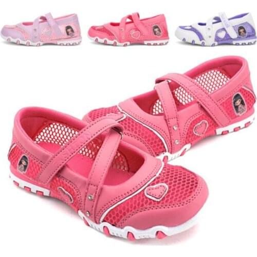 2021 summer new childrens sandals girls shoes Sweet cartoon girls princess shoes girls anti kicking soft sole Baotou sandals