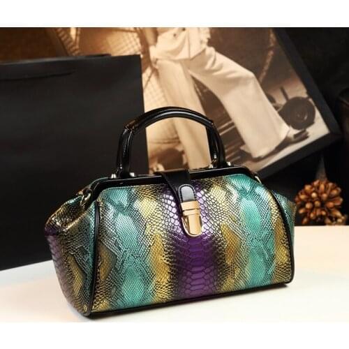 Ladies Genuine Leather Tote Bags 2021 New Fashion Women Handbag Serpentine Portable Boston Shoulder Bag All Match Messenger Bags