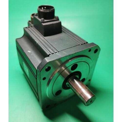 HC-SF152 servo motor , used in good condition . 80% appearance new , good working , free shipping