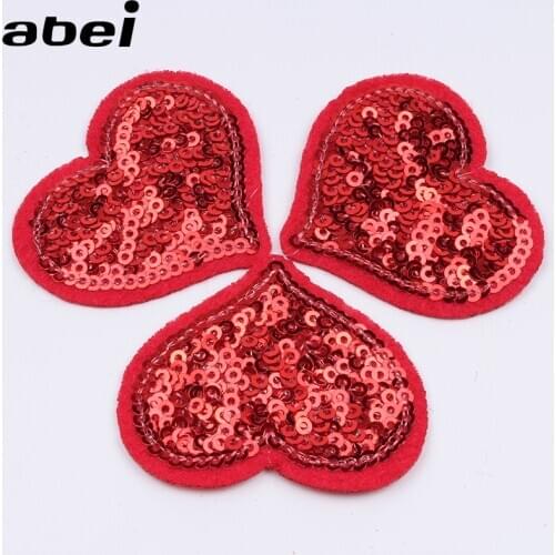 10pcs/lot Sequined Red Heart Patch Diy Sweater Sticker Sewing Fabric Appliques Handmade DIY Garments Badge Patches