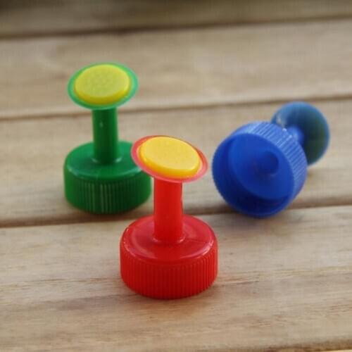 PVC plastic sprinkler head simple sprinkler head horticultural tool Beverage bottle available