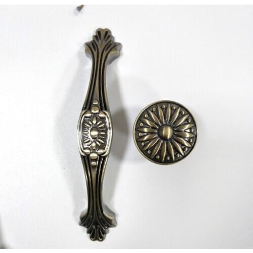 Vintage Style Bronze Hand-style Antique Handle Bedroom Door Handle Cabinet Home Door Round Single Hole Small Handle