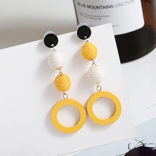 New Arrivals Fashion Long Wood Round Drop Earrings Linen Hemp Rope Ball Hit Color Brincos Hyperbole Earrings Women Jewelry