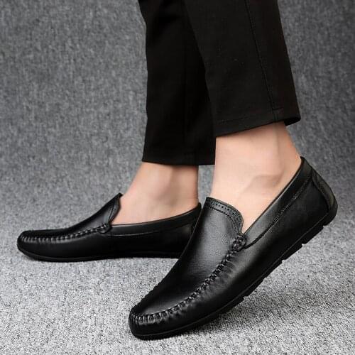 2021 New Men Casual Moccasins Slip On Black Loafers Mens Comfortable High Quality Breathable Genuine Leather Men Loafers