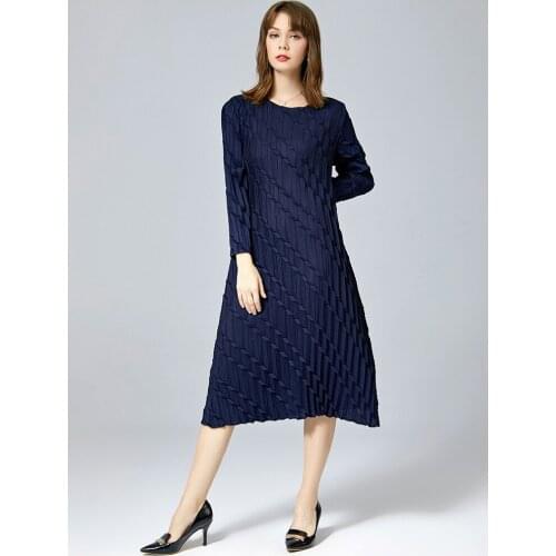 HOT SELLING Miyake fold o-neck FWave pleats Long Sleeve Dress IN STOCK