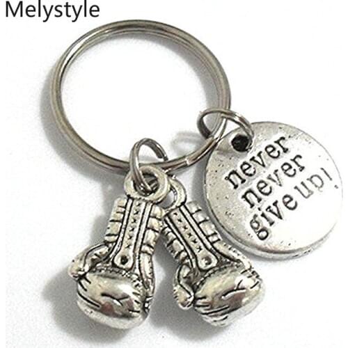 2019 Never give-up Keychain Boxing-Gloves Pendant Boxer Movement Keychain DIY Fighting Jewelry Mens Car Keyring Souvenir Gift