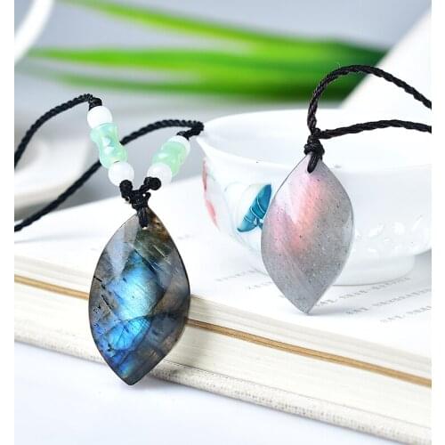 Natural Purple Blue Labradorite Crystal Gem Mineral Leaf Shape Pendant Necklace Healing Meditation Fashion Accessories Crafts