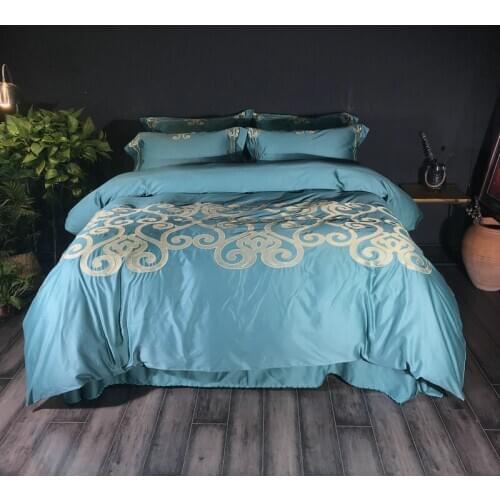Queen King size 100S Egyptian cotton Luxury Bedding Set Golden Embroidery Duvet cover Bed cover Bed sheets set 4pcs blue purple