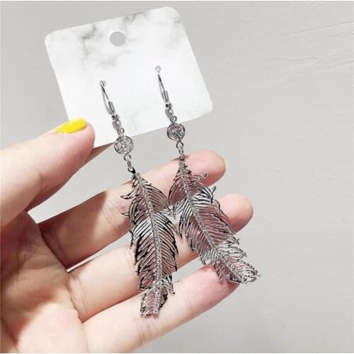 Hollow Long Feather Drop Rhinestone Metal-encrusted Hook Earrings Women Jewelry hot