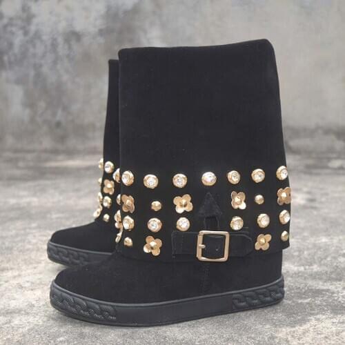 Newest Woman Golden Flower Crystal Rivets Studs Boots Roman Black Suede Mid Boots Rim Chains Sole Slip On Boots