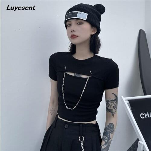 Black Punk Lady Basic O Neck T Shirt Hollow Out Sexy Lady Gothic Street Tshirt Short Length Metal Chains Harajuku Summer Top