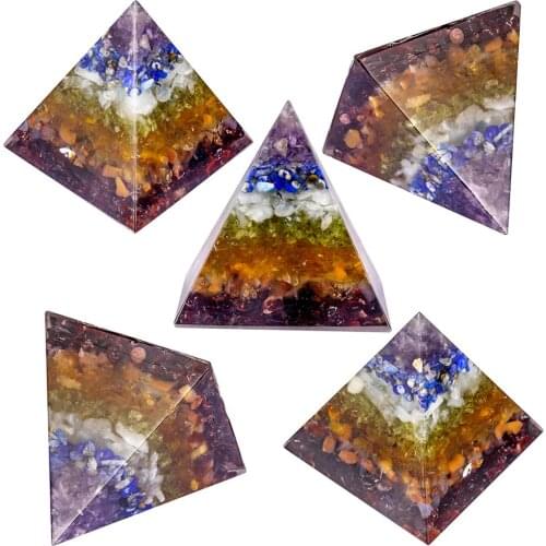 TUMBEELLUWA Chakra Chip Stone Orgonite Pyramid,Healing Crystal Point Resin Energy Generator for Reiki Meditation Balancing 1.96"