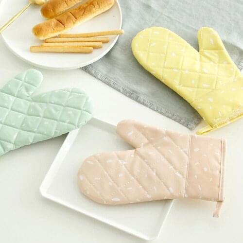 1 Pair Oven Gloves Anti-skid Heat Insulation Fabric Thicker Baking Mitts for Kitchen