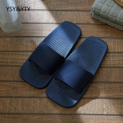 2019 new Couples home bathroom slippers female summer indoor bath Japanese slippers anti-slip leaks soft bottom plastic cool sli
