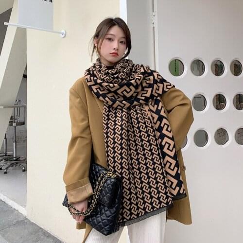 2021 Luxury Brand Autumn Winter Cashmere Scarf Lady Letter Design Warm Pashmina Blanket Scarves Women Shawl Female